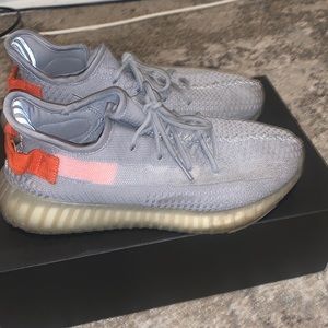 Yeezy 350 boost